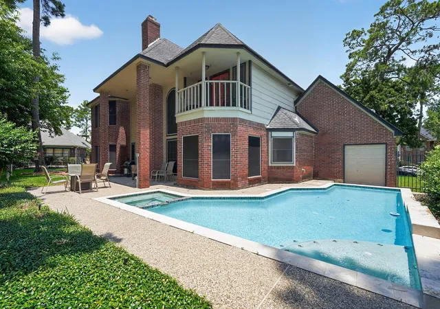 Photo 1 of Sale Pending at 19027 Relay Rd, Humble, TX 77346 | MLS# 27898916 | Listing updated on 2026-10-04