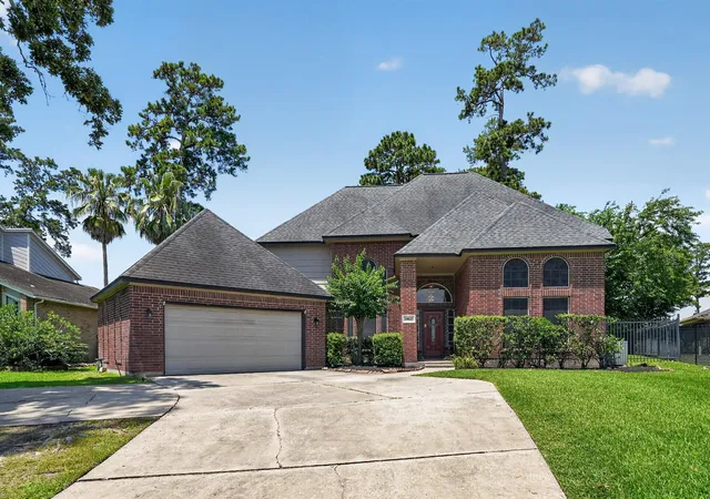 Photo 2 of Sale Pending at 19027 Relay Rd, Humble, TX 77346 | MLS# 27898916 | Listing updated on 2026-10-04