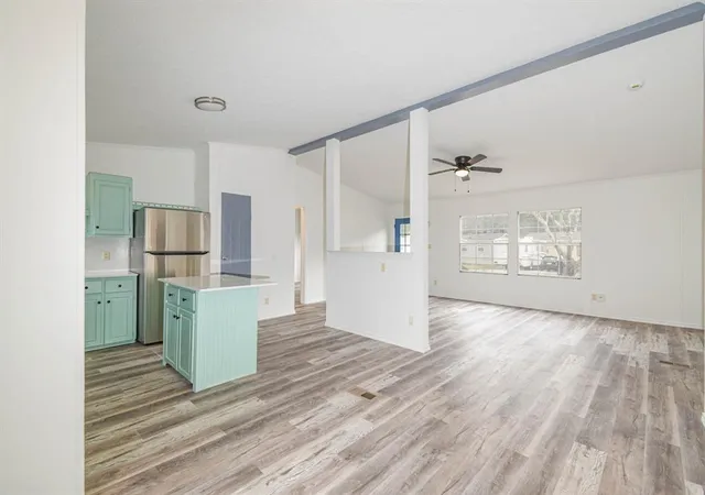 Photo 3 of Single family home for sale at 33147 Mckinley Cir, Magnolia, TX 77354 | MLS# 76449113 | Listing updated on 2026-09-12