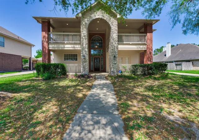 Photo 1 of Sale Pending at 14914 Bennetts Ml Ln, Sugar Land, TX 77498 | MLS# 53647285 | Listing updated on 2026-09-18
