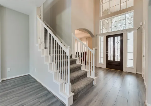 Photo 2 of Sale Pending at 14914 Bennetts Ml Ln, Sugar Land, TX 77498 | MLS# 53647285 | Listing updated on 2026-09-18