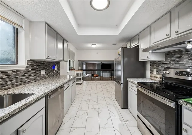 Photo 3 of Single family home for sale at 6619 Log Holw Dr, Houston, TX 77088 | MLS# 40840361 | Listing updated on 2026-09-15