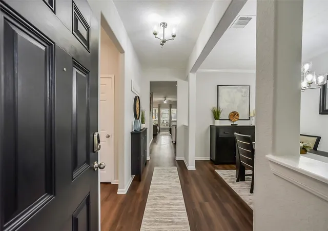 Photo 3 of Single family home for sale at 4710 Wheel Wright Trl, Rosenberg, TX 77471 | MLS# 18673575 | Listing updated on 2026-09-19
