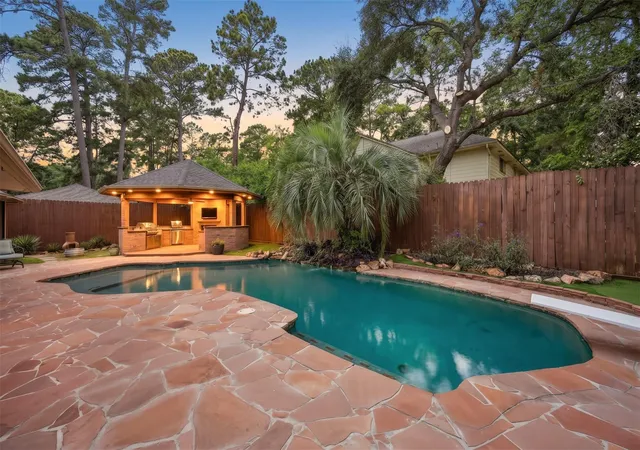 Photo 2 of Single family home for sale at 8106 Twining Oaks Ln, Spring, TX 77379 | MLS# 86541927 | Listing updated on 2026-09-28