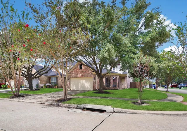 Photo 3 of Single family home for sale at 19302 Dawn Cyn Rd, Houston, TX 77084 | MLS# 3479192 | Listing updated on 2026-09-11