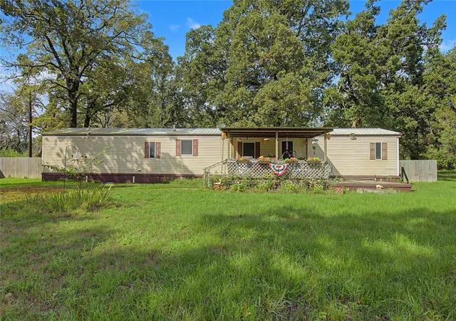 Photo 2 of Single family home for sale at 179 County Rd 3105, Crockett, TX 75835 | MLS# 39557098 | Listing updated on 2026-09-18