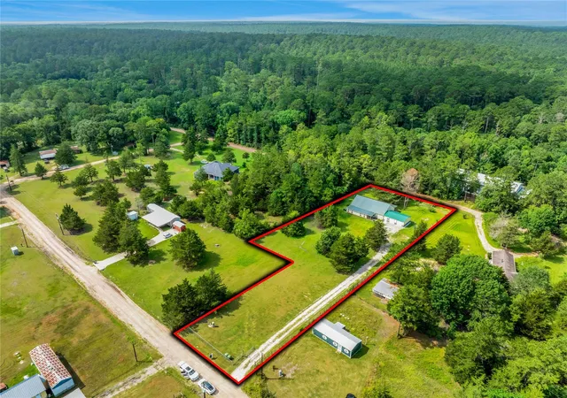 Photo 1 of Single family home for sale at 9 Wood Forest Dr, New Waverly, TX 77358 | MLS# 58990511 | Listing updated on 2026-09-21