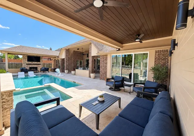 Photo 1 of Sale Pending at 113 Owen Ridge Dr, Conroe, TX 77384 | MLS# 86664400 | Listing updated on 2026-10-08