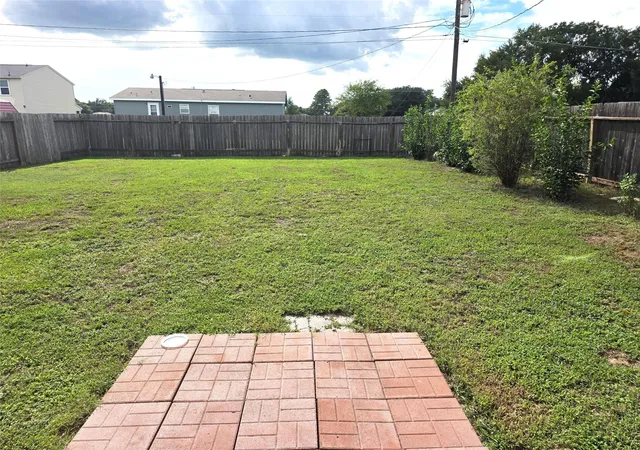 Photo 4 of Single family home for sale at 2009 6th Street, Hempstead, TX 77445 | MLS# 13857939 | Listing updated on 2026-09-11