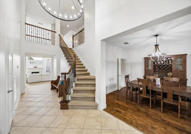 Photo 3 of Single family home for sale at 8111 Highland Green Dr, Sugar Land, TX 77479 | MLS# 8124121 | Listing updated on 2026-10-07