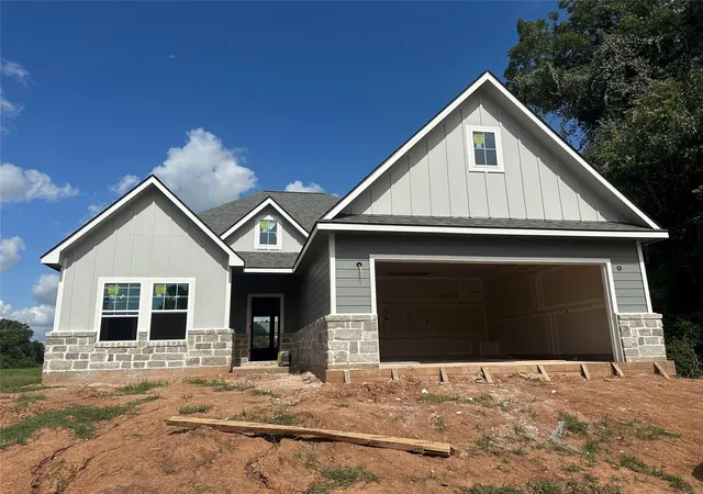 Photo 1 of Single family home for sale at 1214 Frontier Trl, Angleton, TX 77515 | MLS# 26294717 | Listing updated on 2026-09-05