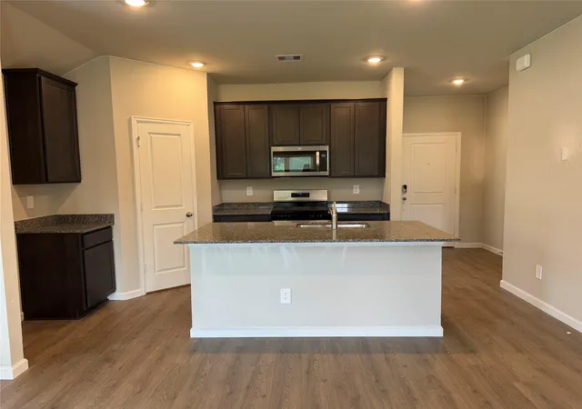 Photo 2 of Single family home for sale at 1004 Legrand St, Brenham, TX 77833 | MLS# 35526552 | Listing updated on 2026-09-22