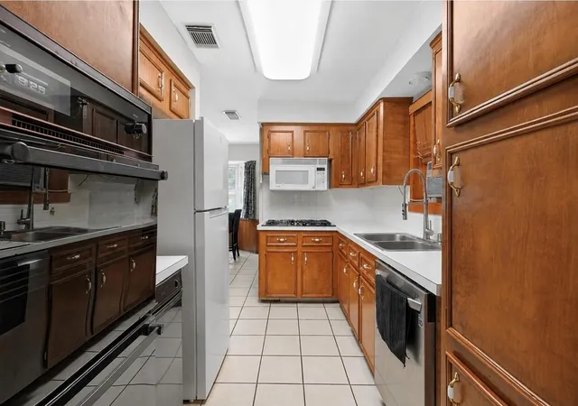 Photo 3 of Single family home for sale at 13230 Ferry Hl Ln, Houston, TX 77015 | MLS# 8946819 | Listing updated on 2026-09-22