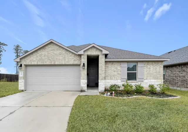 Photo 2 of Single family home for sale at 3407 Quiet Gate Ln, Conroe, TX 77301 | MLS# 92408364 | Listing updated on 2026-09-19