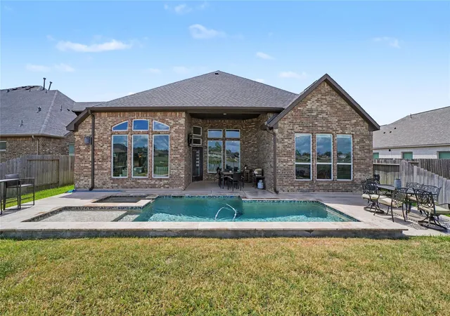 Photo 1 of Single family home for sale at 23511 Meritage Dr, Alvin, TX 77511 | MLS# 89339750 | Listing updated on 2026-09-23