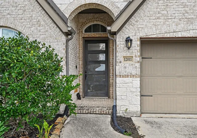 Photo 3 of Single family home for sale at 12011 Benedetto Ct, Richmond, TX 77406 | MLS# 39505162 | Listing updated on 2026-09-19