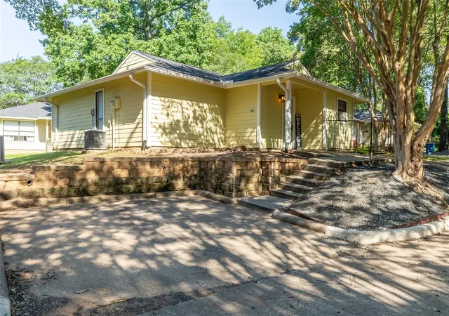 Photo 3 of Single family home for sale at 3480 Balboa Cir, Montgomery, TX 77356 | MLS# 48073647 | Listing updated on 2026-09-18