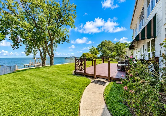 Photo 3 of Single family home for sale at 3111 Fondren St, La Porte, TX 77571 | MLS# 77551353 | Listing updated on 2026-09-20