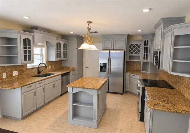 Photo 2 of Single family home for sale at 6221 N 16th Street, Mc Allen, TX 78504 | MLS# 56228668 | Listing updated on 2026-09-13