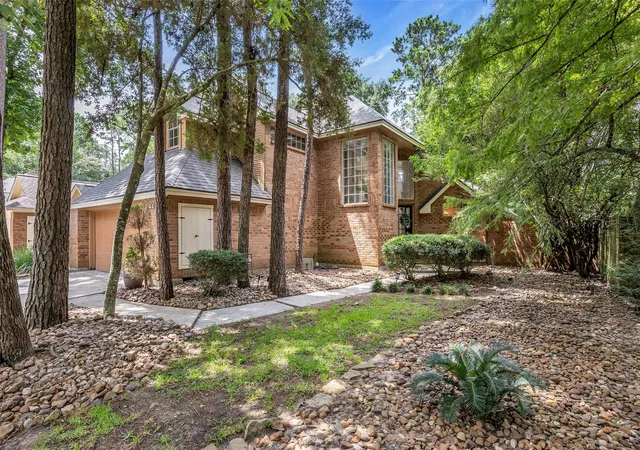 Photo 1 of Single family home for sale at 22 Cedar Chase Pl, Spring, TX 77381 | MLS# 5010255 | Listing updated on 2026-09-06