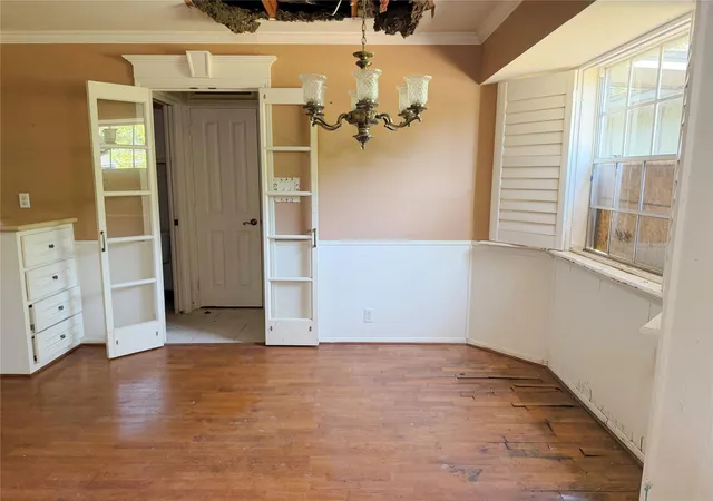 Photo 2 of Single family home for sale at 101 Rose Trl, Lake Jackson, TX 77566 | MLS# 32802860 | Listing updated on 2026-09-11