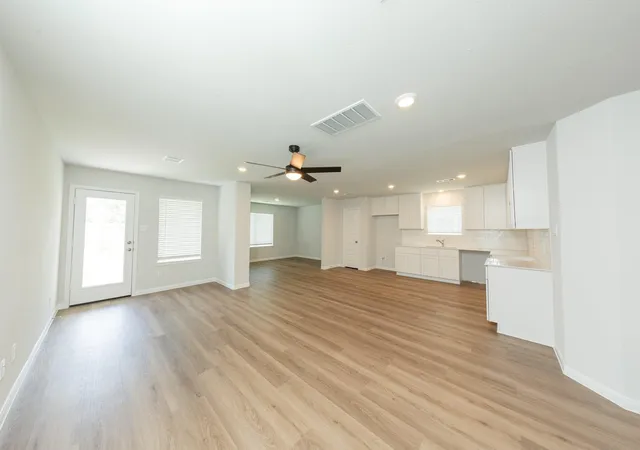 Photo 3 of Single family home for sale at 22804 American Kestrel Ct, Splendora, TX 77372 | MLS# 94617308 | Listing updated on 2026-09-23