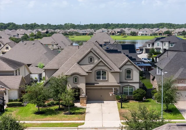 Photo 3 of Single family home for sale at 13506 Columbia Key Dr, Tomball, TX 77377 | MLS# 47629482 | Listing updated on 2026-10-02