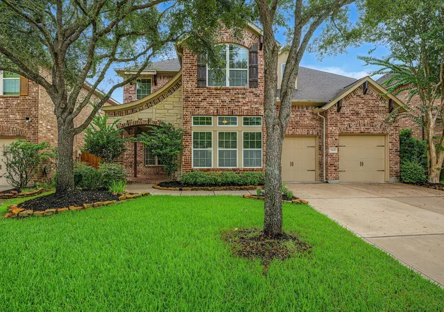 Photo 2 of Single family home for sale at 28118 Rebecca Meadow Fls Ln, Katy, TX 77494 | MLS# 22442342 | Listing updated on 2026-09-19