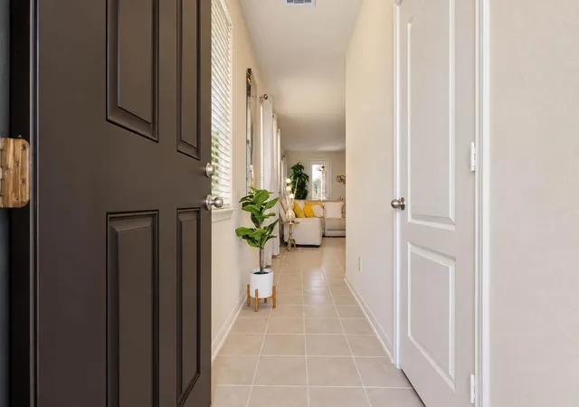 Photo 3 of Single family home for sale at 25226 Squire Knoll St, Katy, TX 77493 | MLS# 46738478 | Listing updated on 2026-10-06