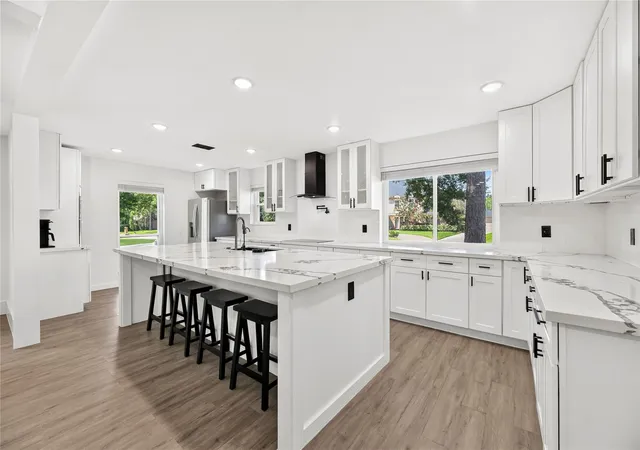 Photo 3 of Single family home for sale at 6622 Ampton Dr, Spring, TX 77379 | MLS# 44045012 | Listing updated on 2026-09-22