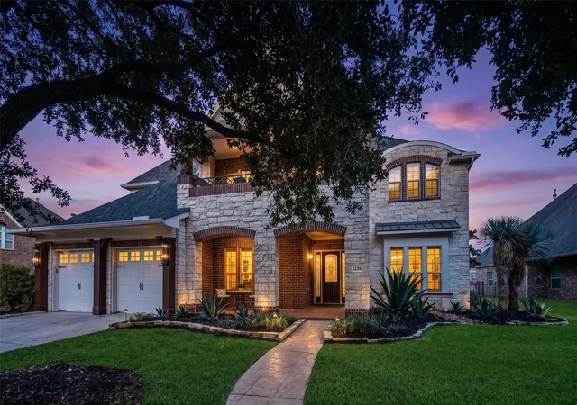 Photo 1 of Single family home for sale at 16710 Okachobee Dr, Houston, TX 77044 | MLS# 85205434 | Listing updated on 2026-09-20