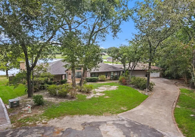 Photo 1 of Single family home for sale at 98 Glenheath, Trinity, TX 75862 | MLS# 62570311 | Listing updated on 2026-09-17