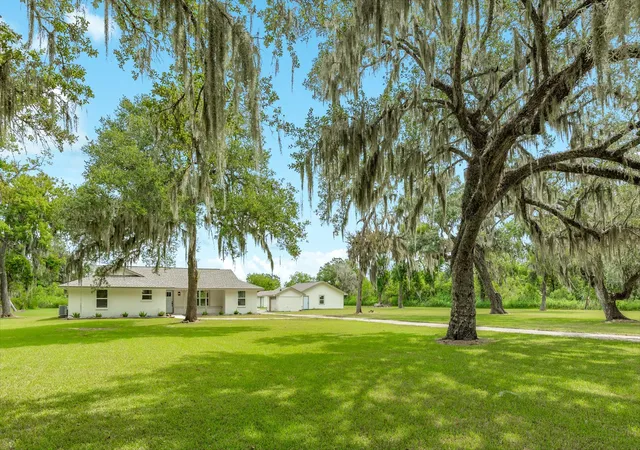 Photo 1 of Sale Pending at 16508 County Rd 729, Brazoria, TX 77422 | MLS# 79859914 | Listing updated on 2026-09-19