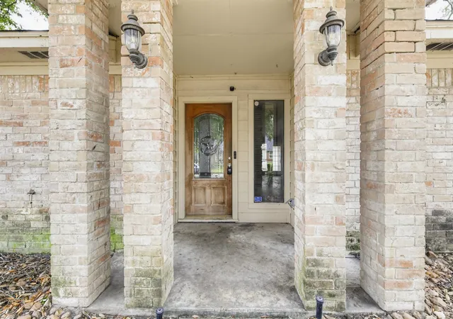 Photo 3 of Single family home for sale at 15502 Chichester Ln, Jersey Village, TX 77040 | MLS# 2736094 | Listing updated on 2026-09-18