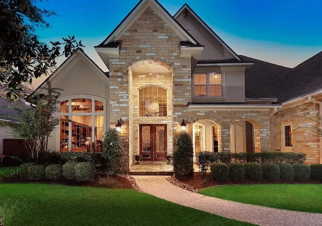Photo 1 of Single family home for sale at 31 Midday Sun Pl, Spring, TX 77382 | MLS# 487256 | Listing updated on 2026-09-02