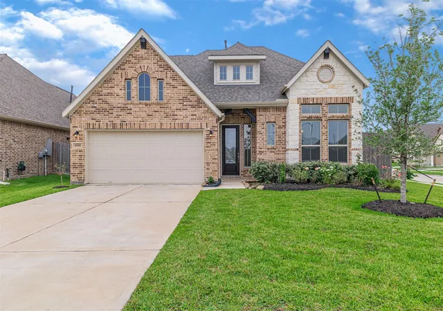 Photo 1 of Single family home for sale at 3002 Roberta Sue Dr, Missouri City, TX 77459 | MLS# 34511106 | Listing updated on 2026-10-02
