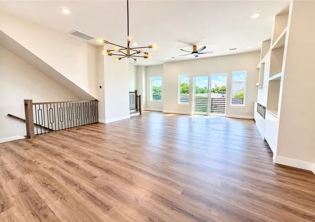 Photo 3 of Single family home for sale at 1940 Purswell Rd, Houston, TX 77055 | MLS# 5057169 | Listing updated on 2026-10-06