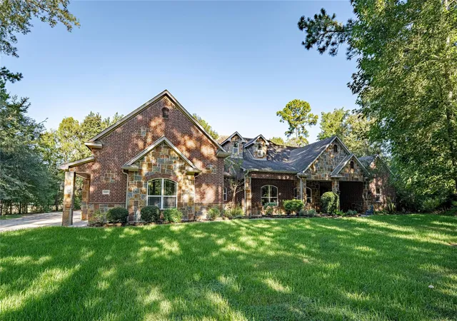 Photo 1 of Single family home for sale at 30003 Cmns Park Dr, Huffman, TX 77336 | MLS# 45871859 | Listing updated on 2026-09-18