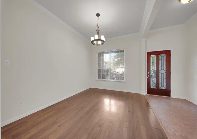 Photo 3 of Single family home for sale at 18303 Otter Crk Trl, Humble, TX 77346 | MLS# 31248495 | Listing updated on 2026-09-14