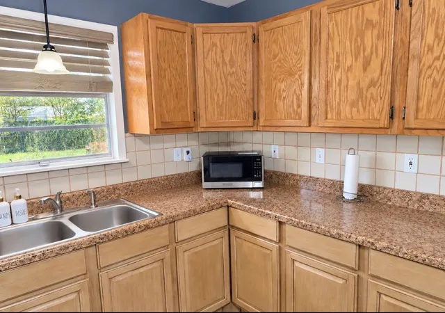 Photo 4 of Single family home for sale at 3104 Central Blvd, Nederland, TX 77627 | MLS# 49270912 | Listing updated on 2026-09-11