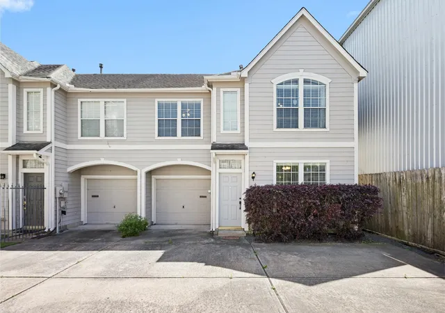 Photo 1 of Townhouse for sale at 1708 Dennis St, Houston, TX 77004 | MLS# 37723703 | Listing updated on 2026-09-11