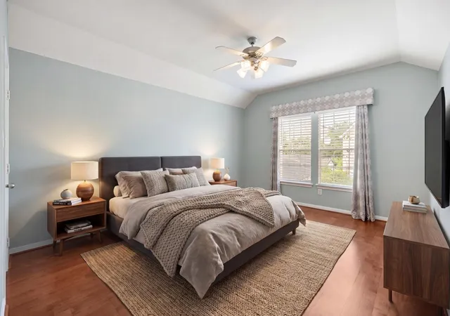 Photo 3 of Townhouse for sale at 1708 Dennis St, Houston, TX 77004 | MLS# 37723703 | Listing updated on 2026-09-11