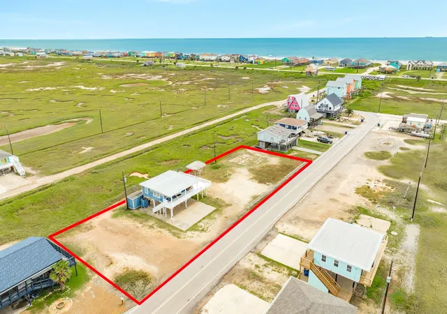 Photo 1 of Single family home for sale at 326 Bay Ave, Freeport, TX 77541 | MLS# 77897044 | Listing updated on 2026-09-12