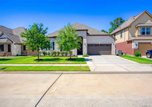 Photo 1 of Single family home for sale at 13235 Westmont Hts Ln, Houston, TX 77044 | MLS# 16354265 | Listing updated on 2026-09-08