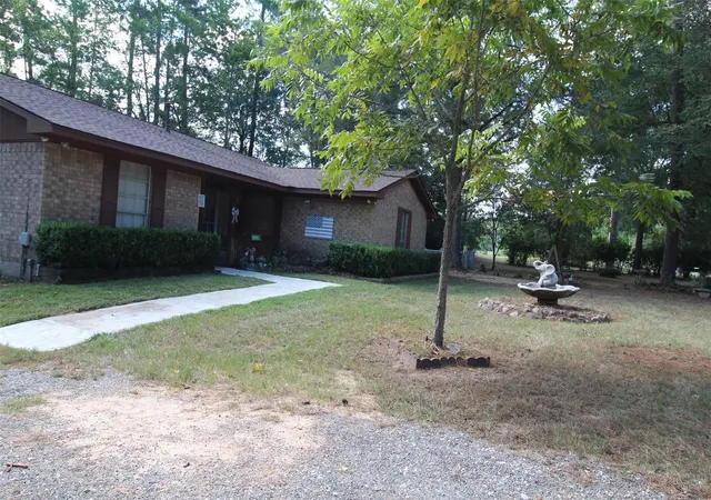 Photo 3 of Single family home for sale at 26482 Lakeview Dr, Hockley, TX 77447 | MLS# 57673938 | Listing updated on 2026-09-08