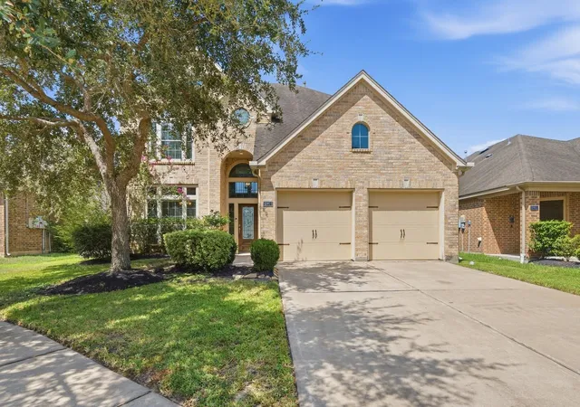 Photo 1 of Single family home for sale at 10911 Starling Crk Dr, Richmond, TX 77406 | MLS# 3735897 | Listing updated on 2026-10-08