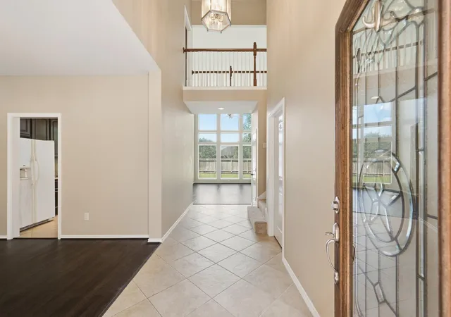 Photo 3 of Single family home for sale at 10911 Starling Crk Dr, Richmond, TX 77406 | MLS# 3735897 | Listing updated on 2026-10-08