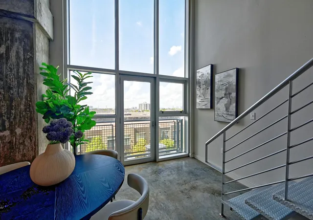 Photo 1 of Condo for sale at 2000 Bagby St #7423, Houston, TX 77002 | MLS# 15104956 | Listing updated on 2026-09-11