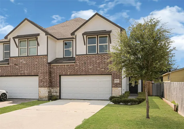 Photo 1 of Single family home for sale at 9823 Bamboo Rd #B, Houston, TX 77041 | MLS# 26971862 | Listing updated on 2026-09-13