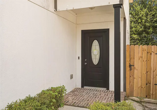 Photo 3 of Single family home for sale at 9823 Bamboo Rd #B, Houston, TX 77041 | MLS# 26971862 | Listing updated on 2026-09-13